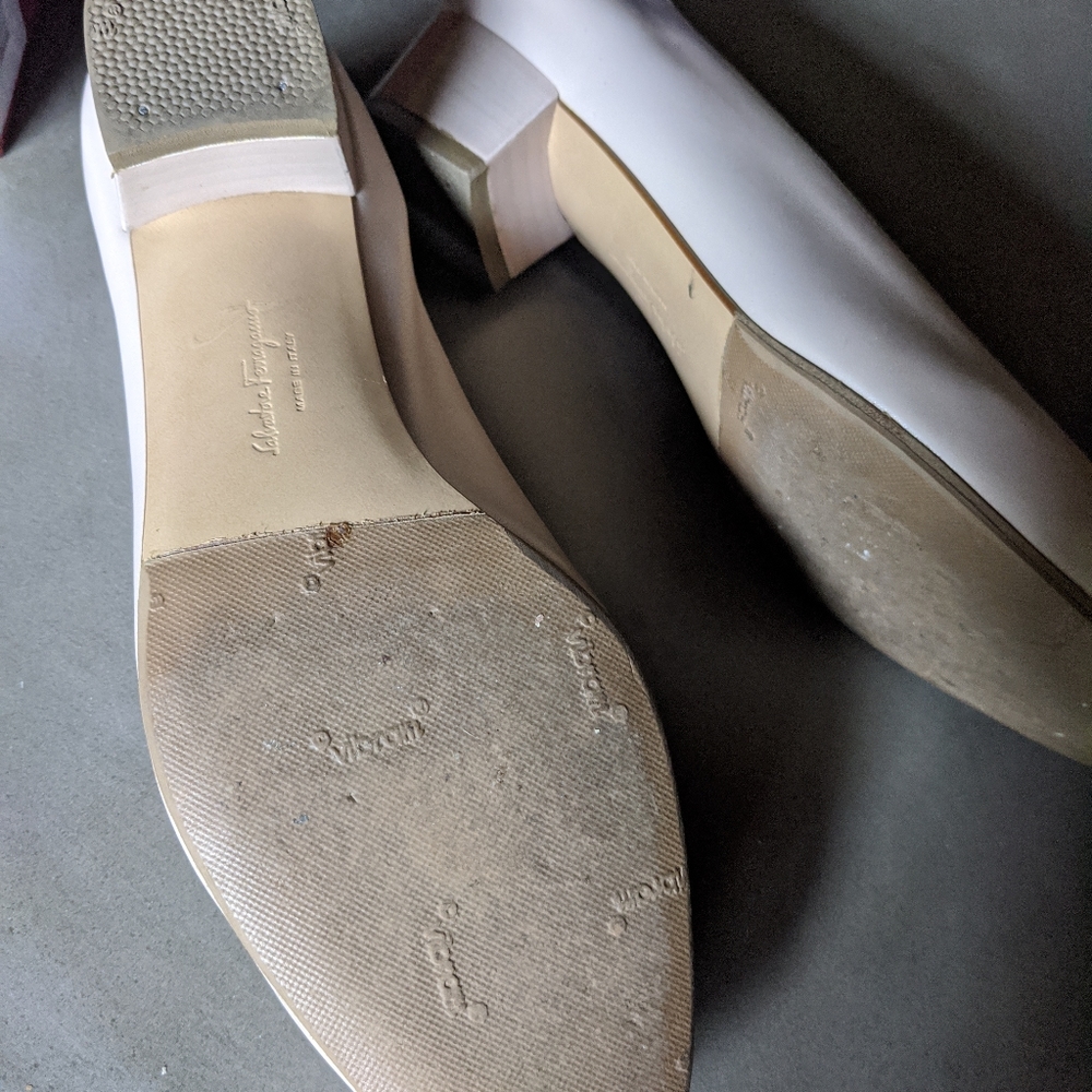 Salvatore Ferragamo Vara Leather Kitten Heel - Picture 6 of 8